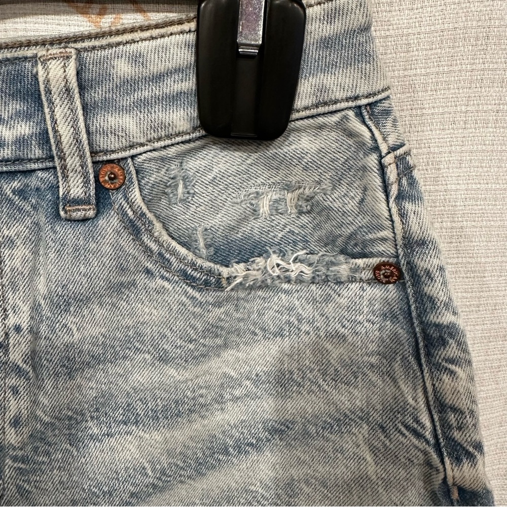 American Eagle Mom Short - image 2